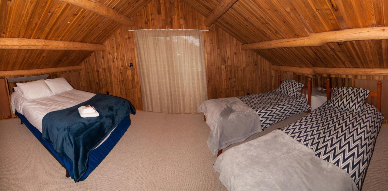Ruth Lake Lodge Resort Forest Grove Exterior foto